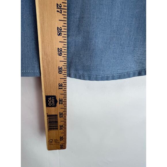 Mountain Hardwear Men's Size XL Button Up Short Sleeve Chambray Shirt - Picture 6 of 7